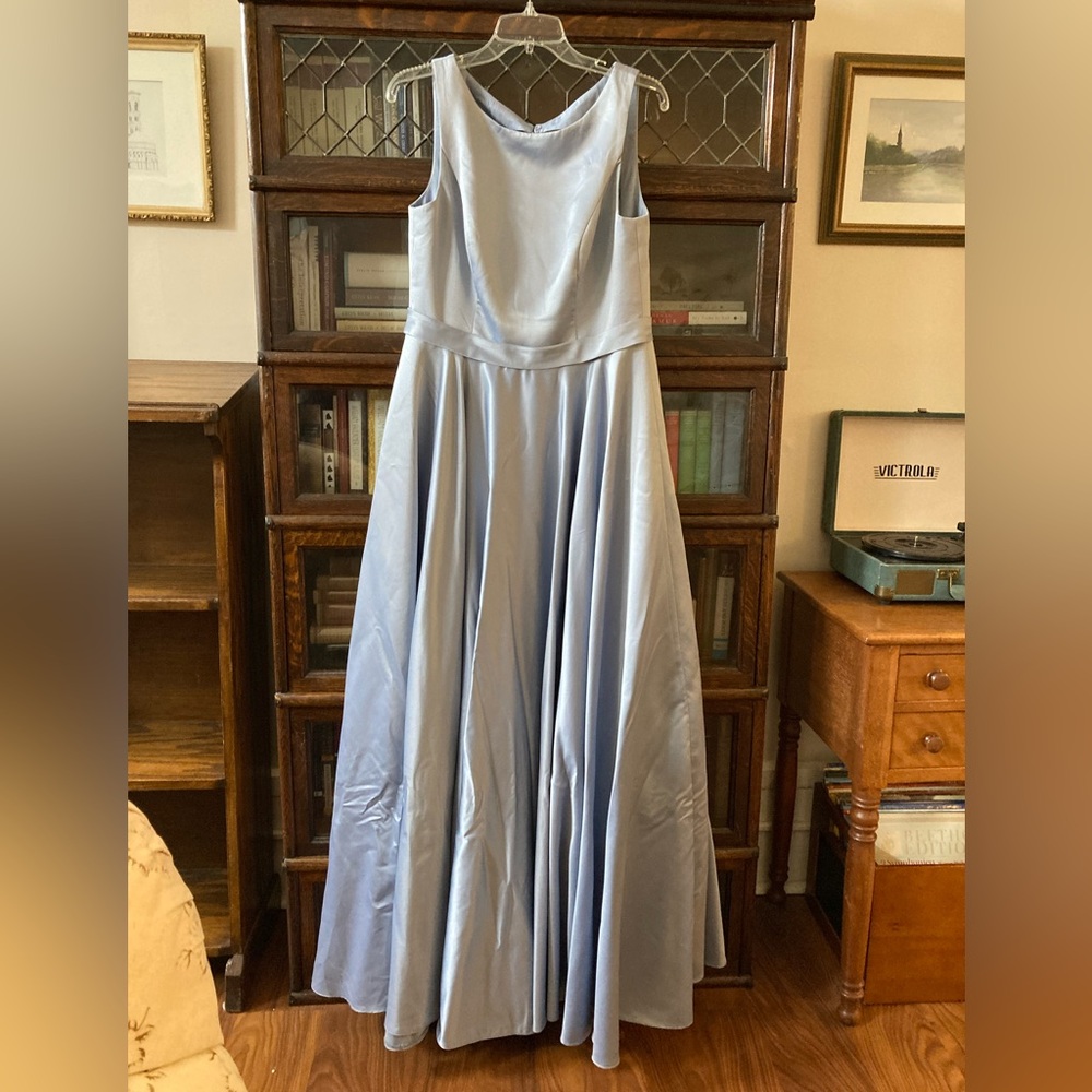 Azazie Jakayla Bridesmaid Dress in Dusty Blue. Worn once
